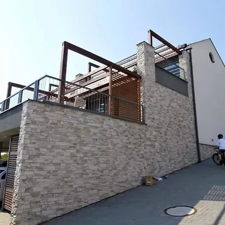 Palava Eu 8 Apartment