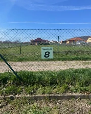 Palava Eu 8 * Павлов