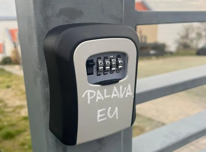 Palava Eu 8 *